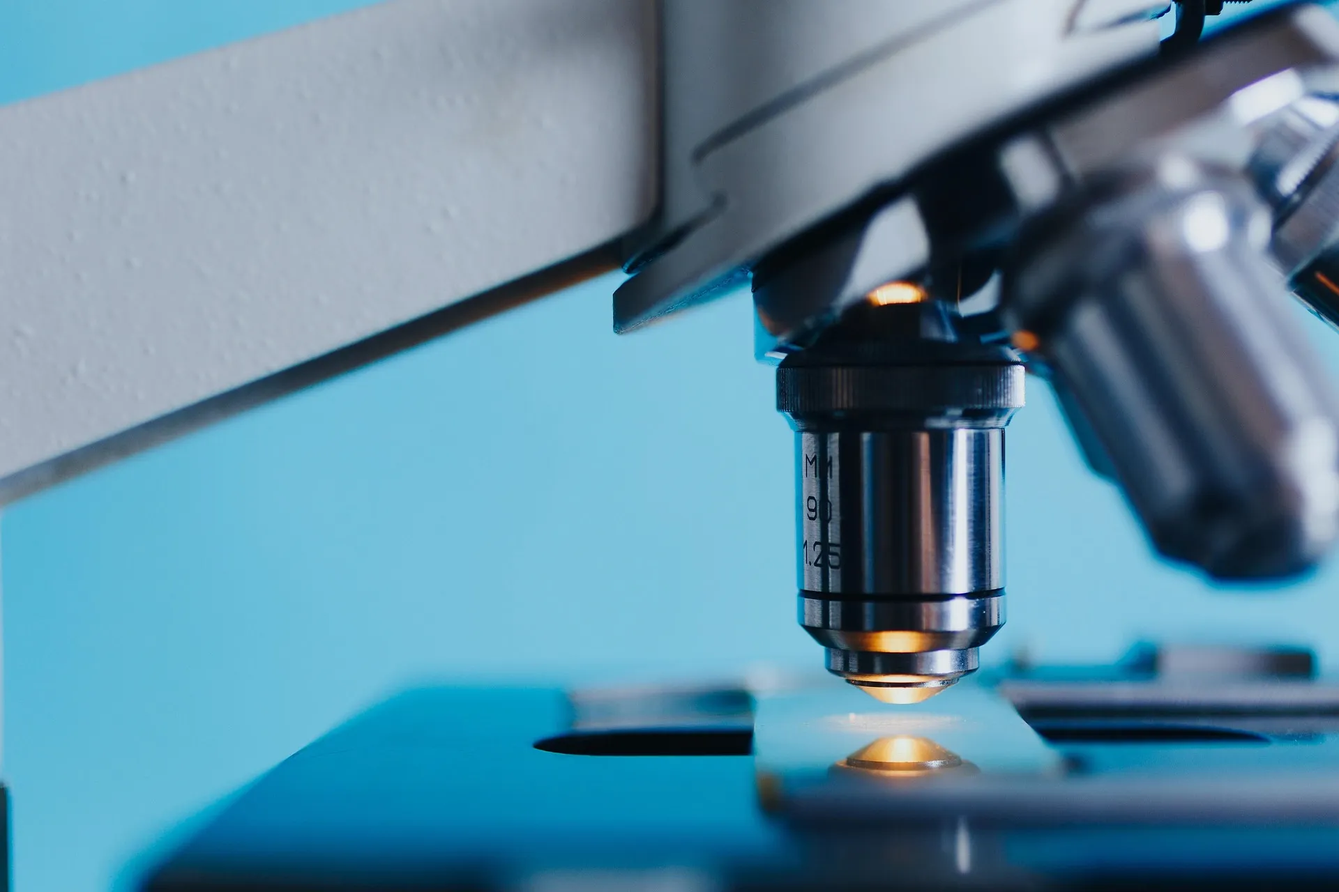 Microscópio de laboratório